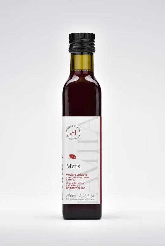 N˚1 Métis - Vinaigre à la rose, poivre des dunes et sureau